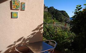 Taormina Isola Bella Apartment - Taormina Holidays